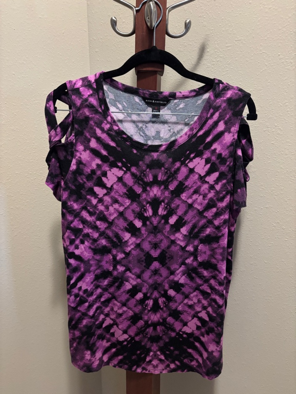 Rock & Republic Purple and Black Tie-Dye Cutout Shoulder Tank